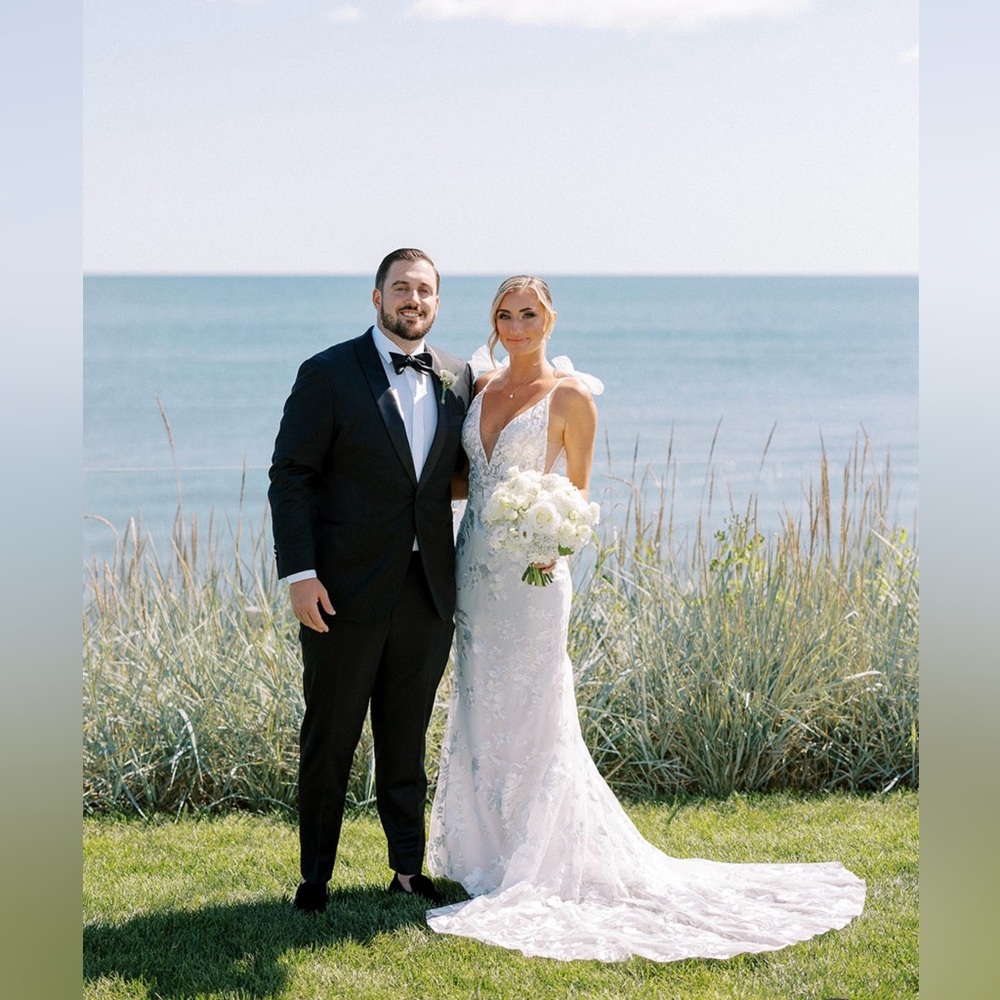 Made With Love Elsie Bridal Gown White Lace Detachable Bows and Veil